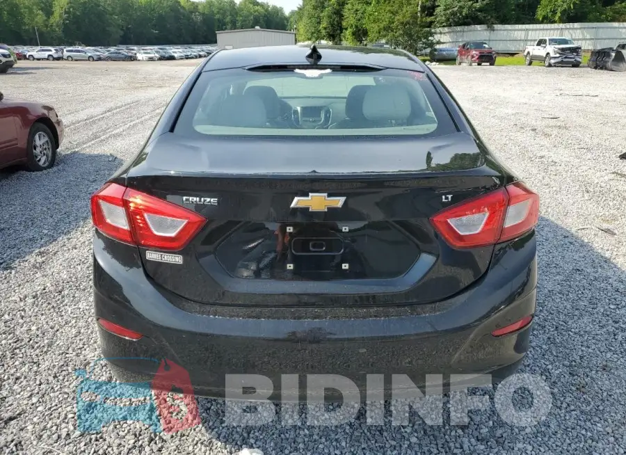 1G1BE5SM2J7151558 Photo# 6