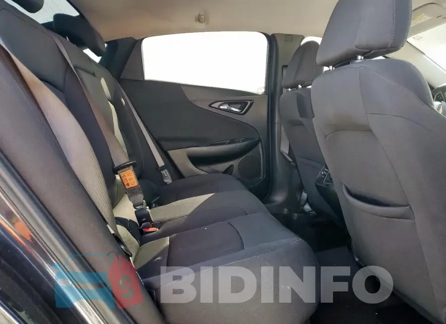 1G1ZD5ST5NF118204 Photo# 10