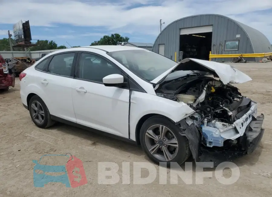 1FADP3F27JL264670 Photo# 4