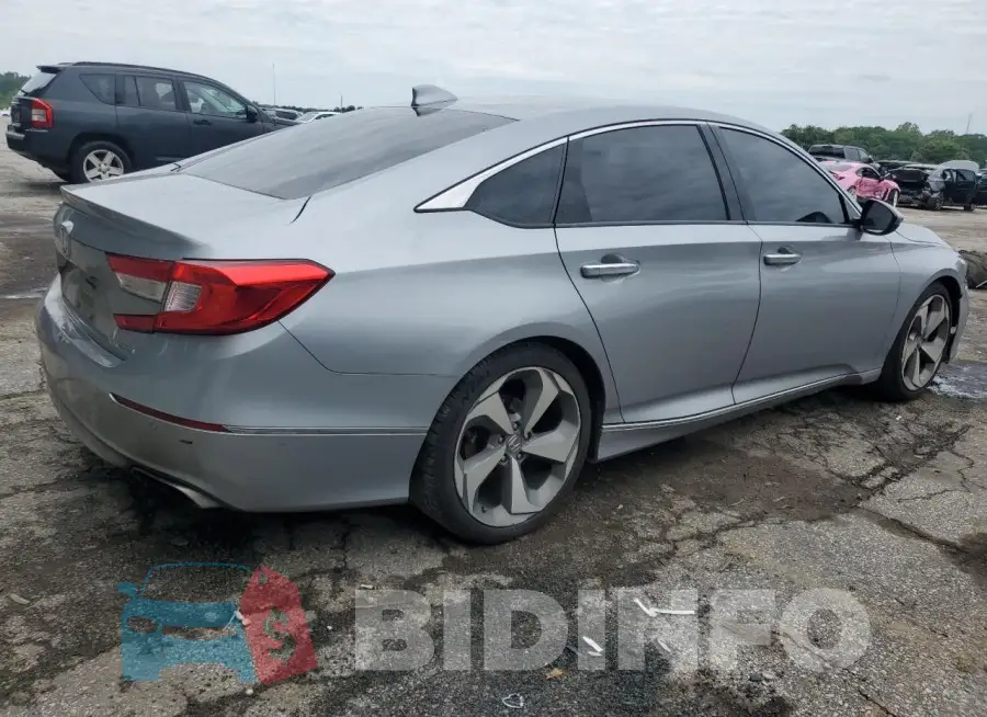 1HGCV1F97JA122586 Photo# 3