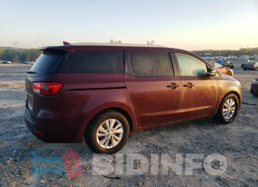 KNDMB5C13H6268725 Photo# 3