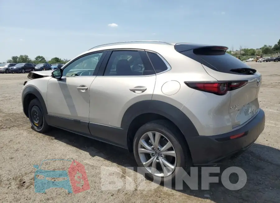 3MVDMBDM2PM518678 Photo# 2