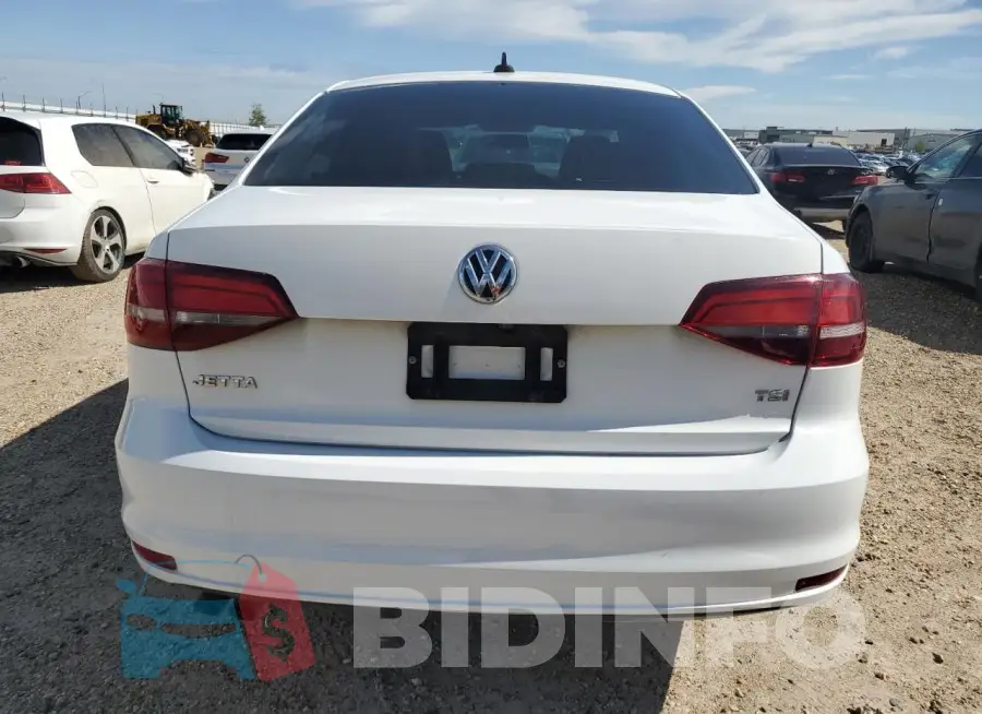 3VW167AJ1GM344136 Photo# 6