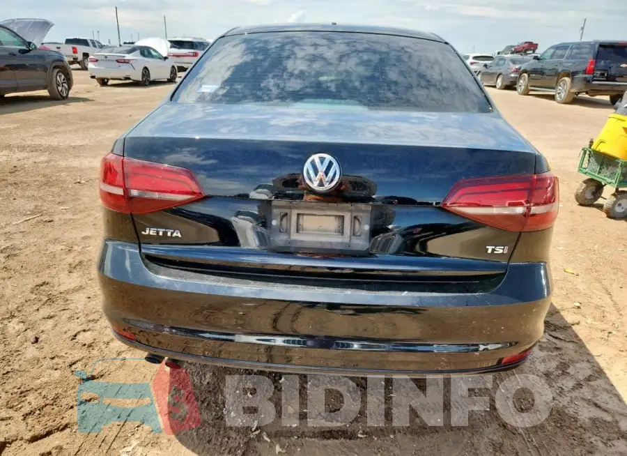 3VW167AJ2HM364090 Photo# 6