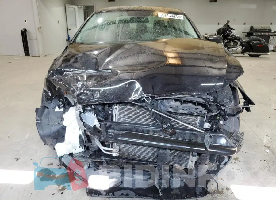3VW167AJ5HM247698 Photo# 5