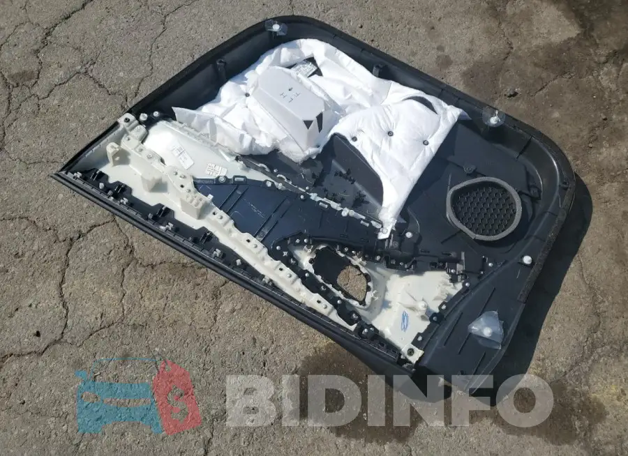 5N1AZ2AS9NC120824 Photo# 13
