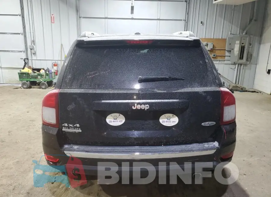 1C4NJDEB5GD684129 Photo# 6