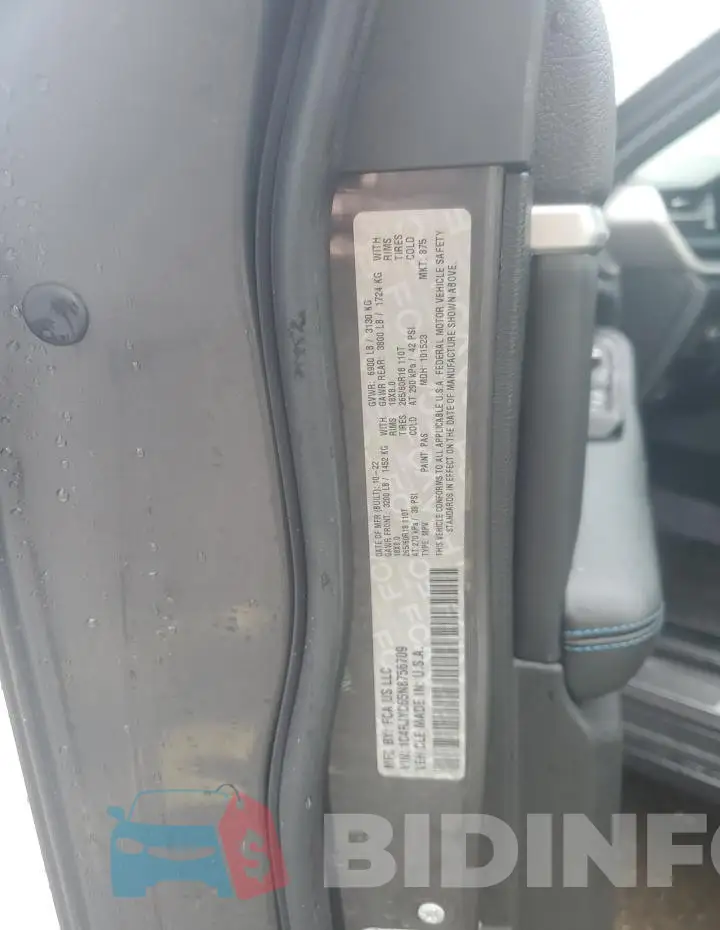 1C4RJYC65N8756709 Photo# 12