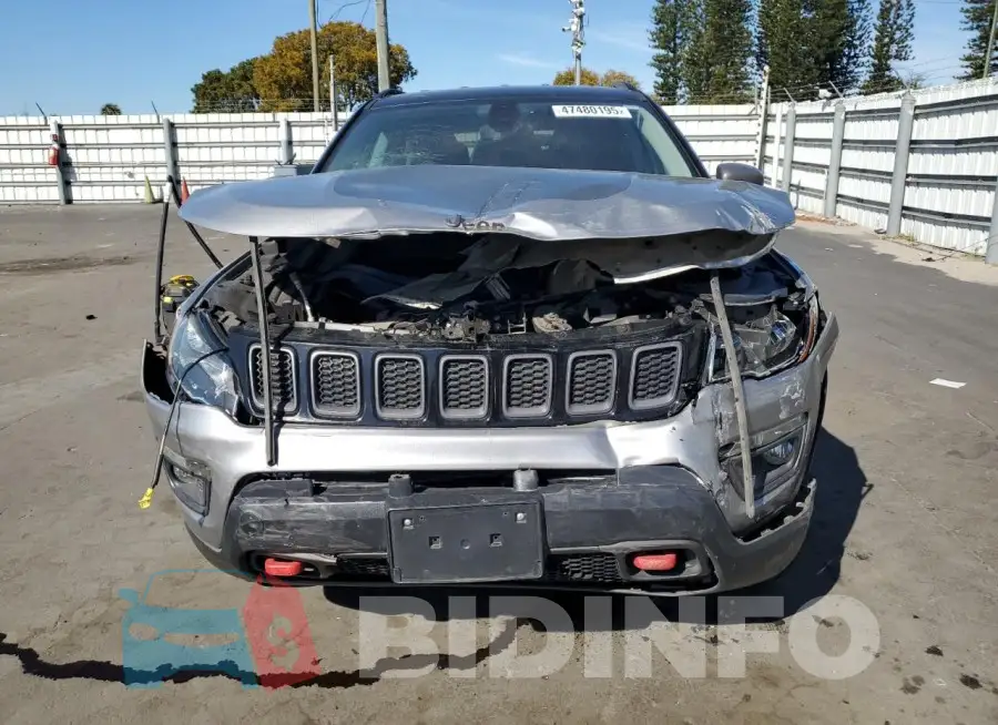 3C4NJDDB9LT106573 Photo# 5