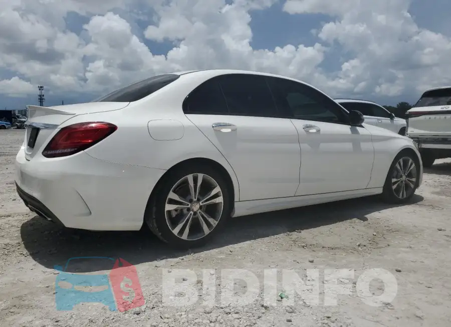 55SWF8DB7KU295023 Photo# 3