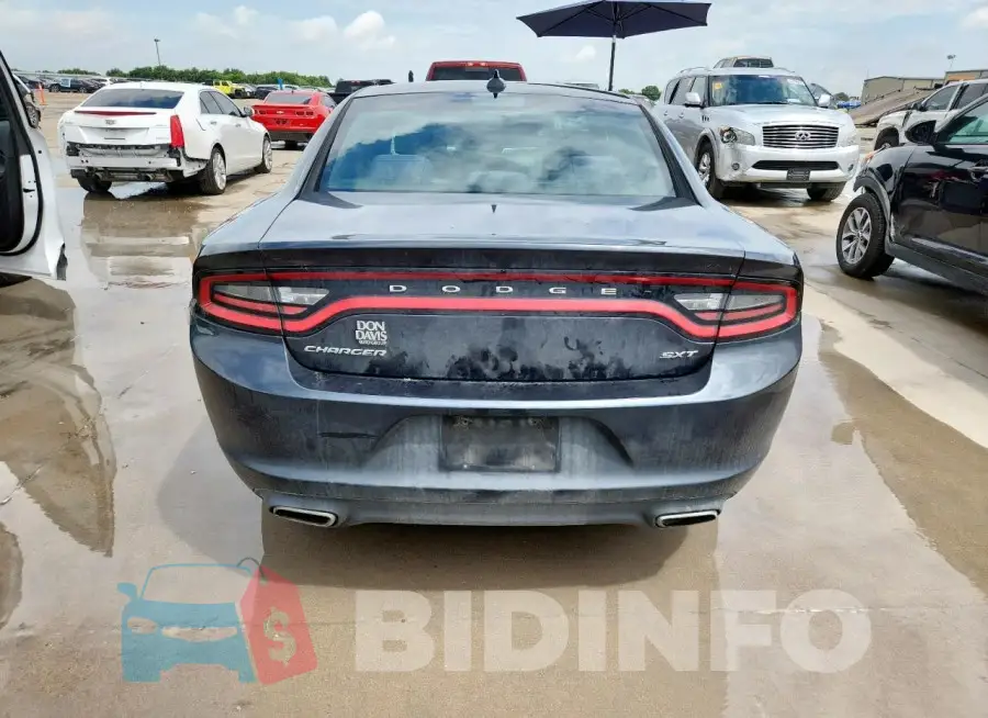2C3CDXHG6GH174046 Photo# 6