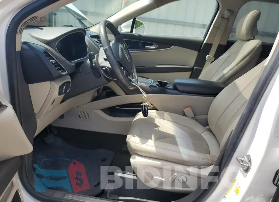 2LMPJ8L93KBL18457 Photo# 7