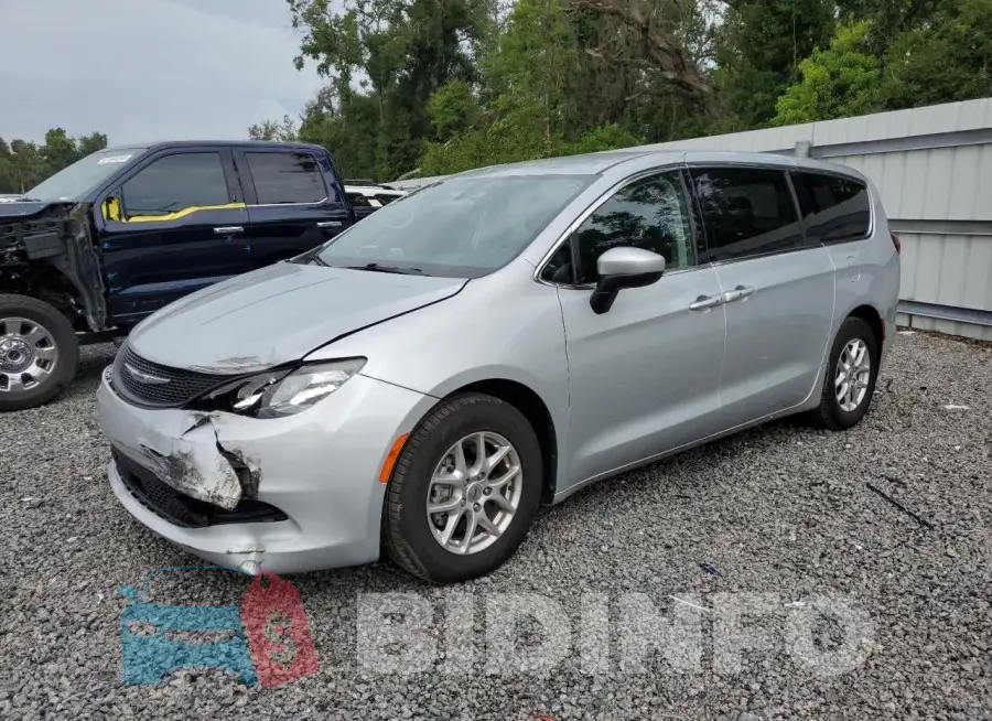 2C4RC1CG6NR215795 Photo# 1