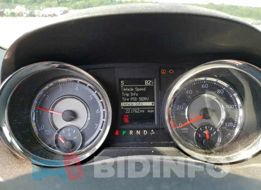 2C4RC1JG6GR129781 Photo# 9