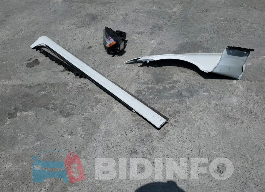 7JRL12FK1RG310274 Photo# 12