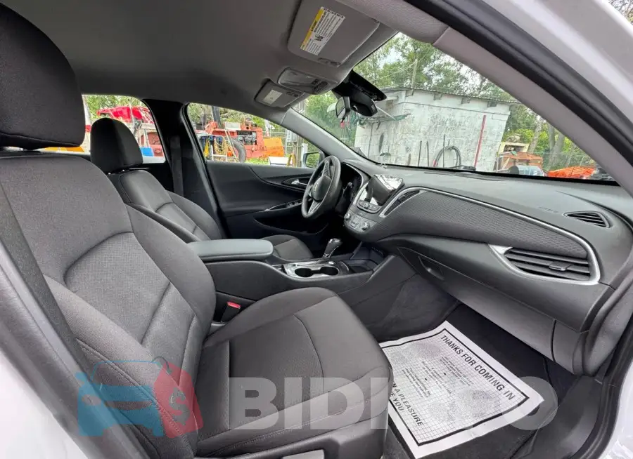 1G1ZB5ST3KF189533 Photo# 5
