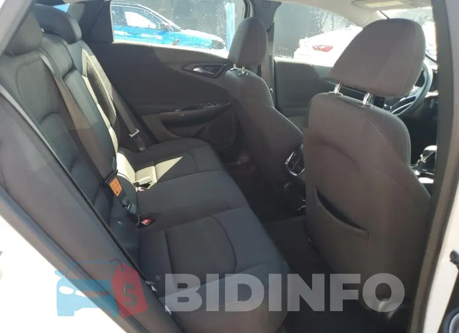 1G1ZD5ST3PF245861 Photo# 10