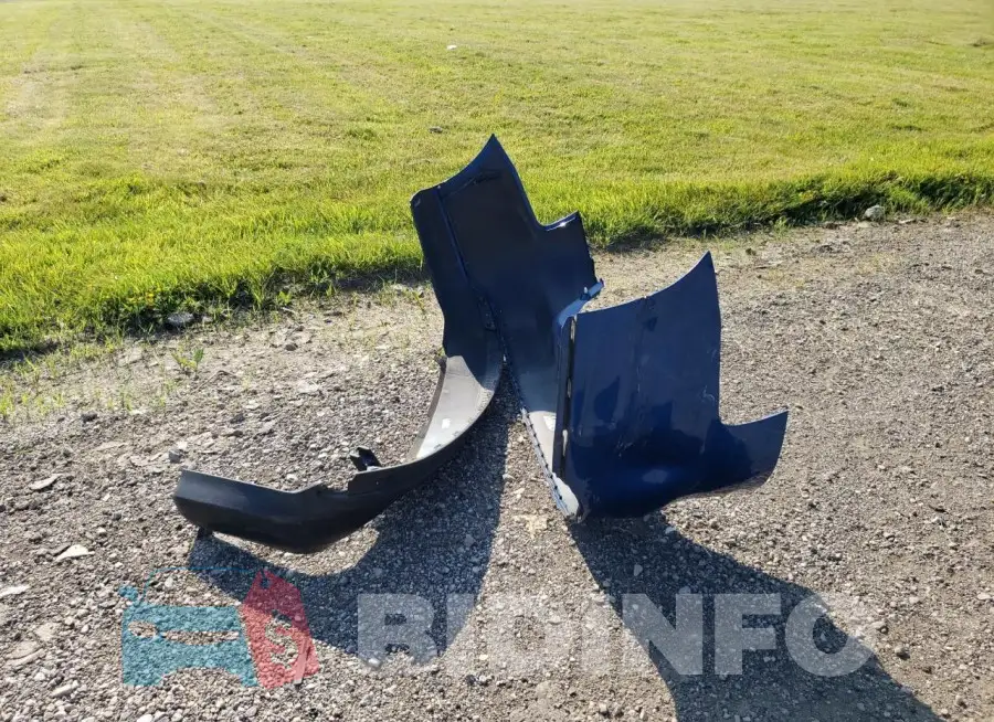 1FADP3F24JL257613 Photo# 12