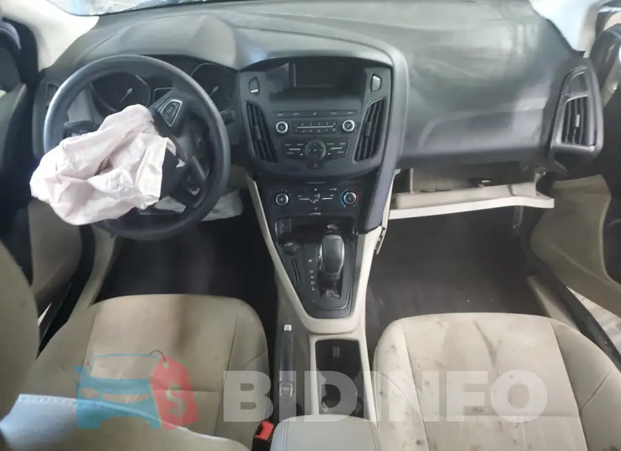 1FADP3F28JL258621 Photo# 8