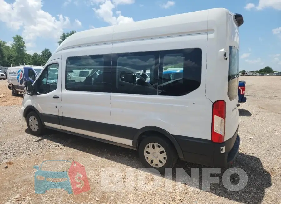 1FBAX2X81PKB08699 Photo# 2