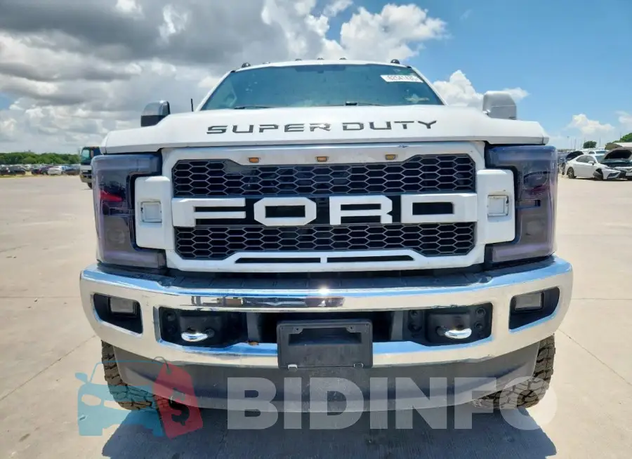 1FT7W2B61JEB27614 Photo# 5