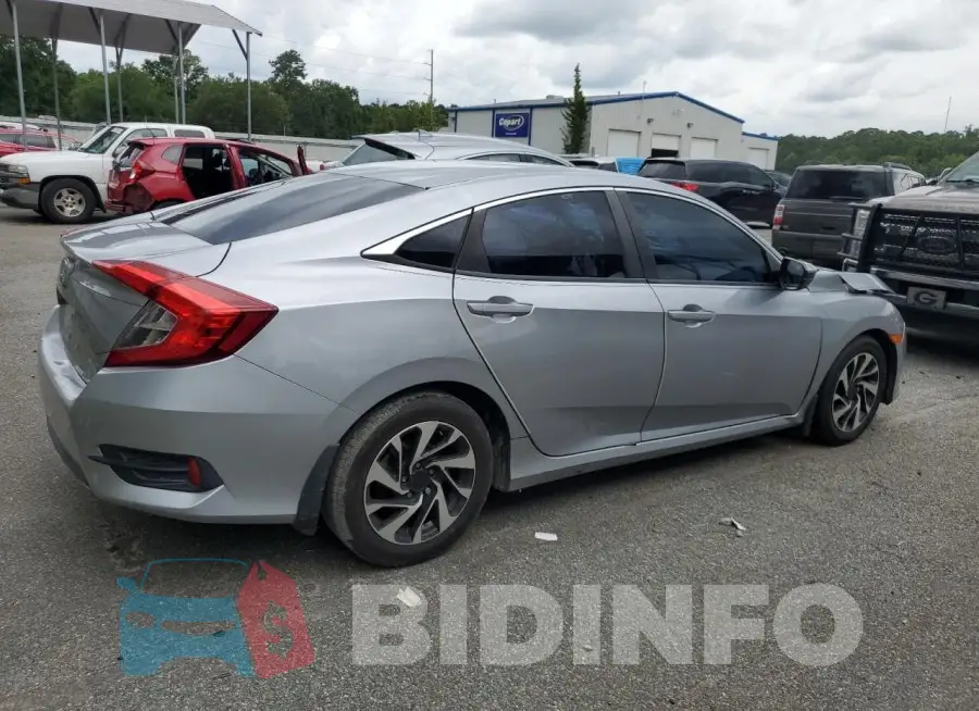 19XFC2F50HE055292 Photo# 3