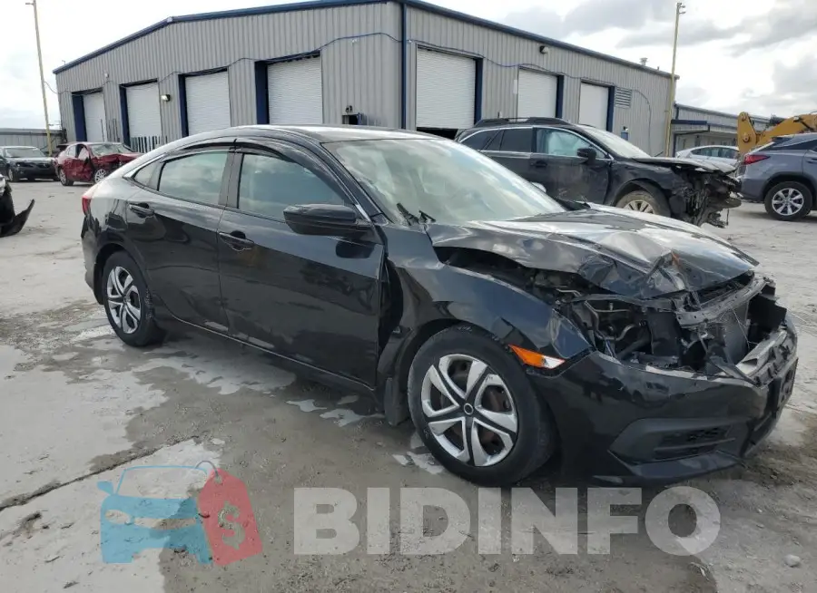19XFC2F5XHE044073 Photo# 4
