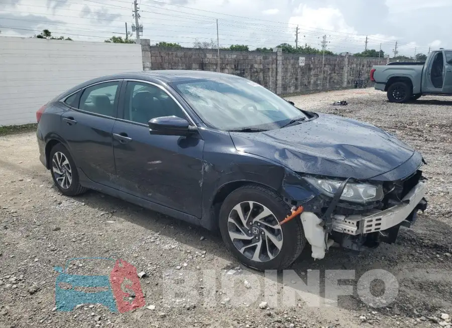 19XFC2F70GE043255 Photo# 4