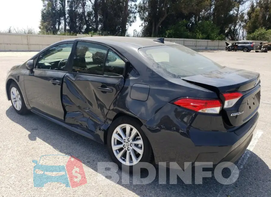 JTDBCMFE2S3092997 Photo# 2