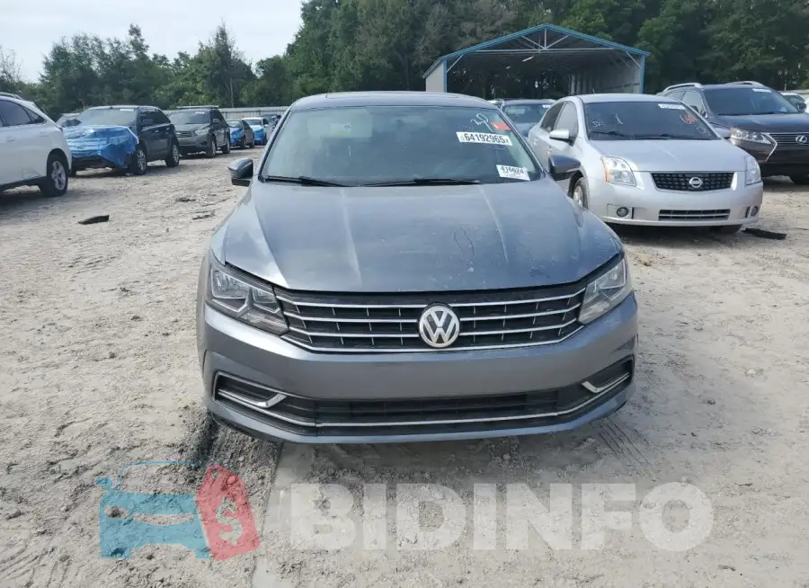 1VWBS7A37GC042627 Photo# 5