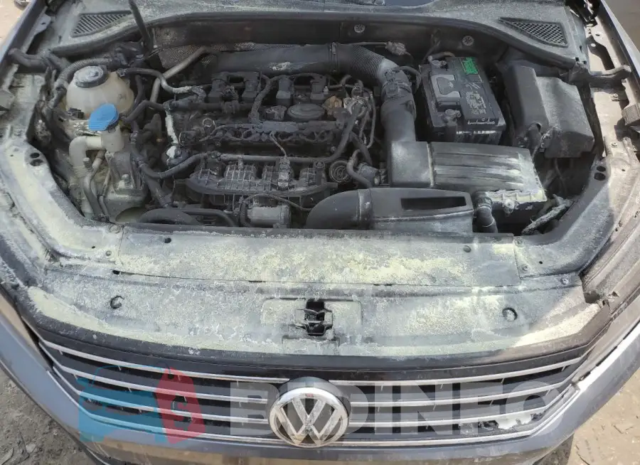 1VWLA7A39KC008821 Photo# 11
