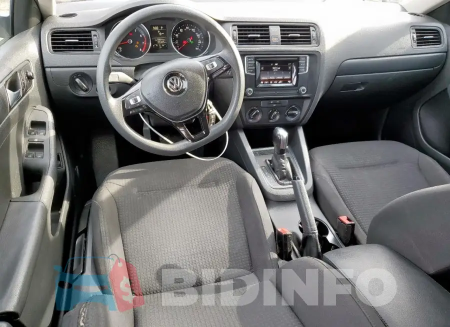 3VW267AJ5GM407890 Photo# 8