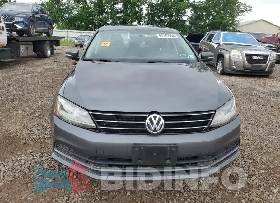 3VWB67AJ0HM204844 Photo# 5