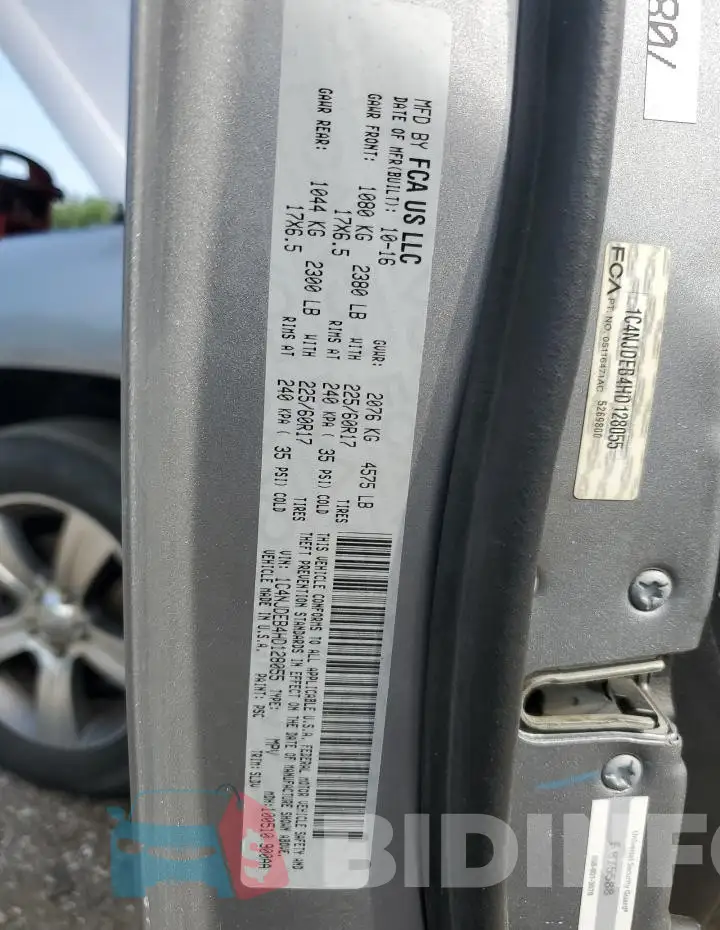 1C4NJDEB4HD128055 Photo# 13
