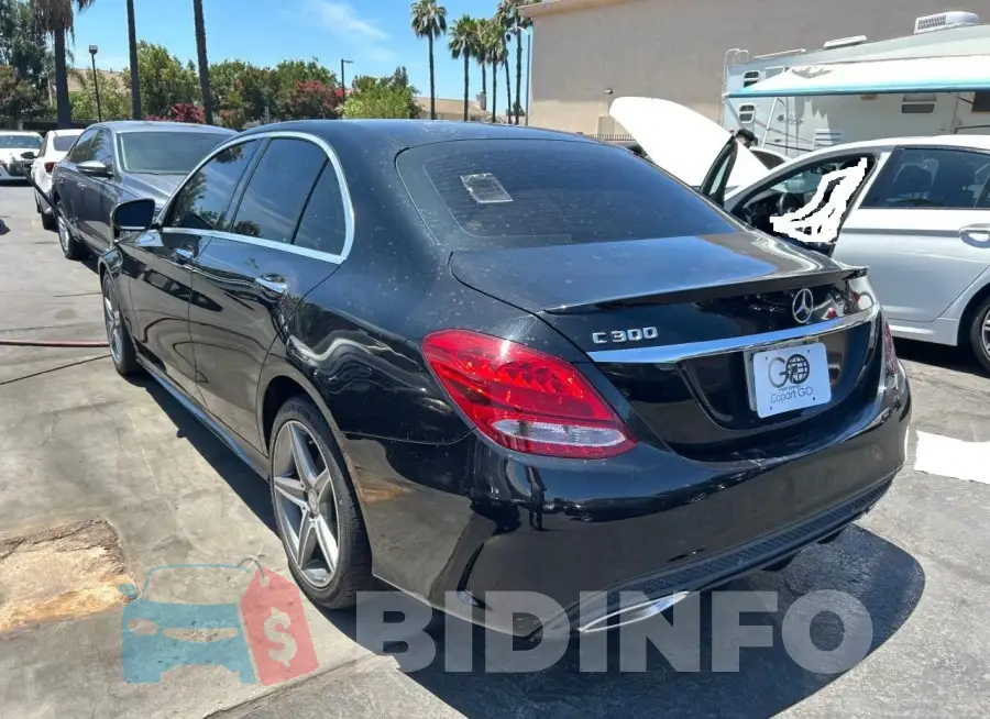 55SWF4JB2GU164487 Photo# 3