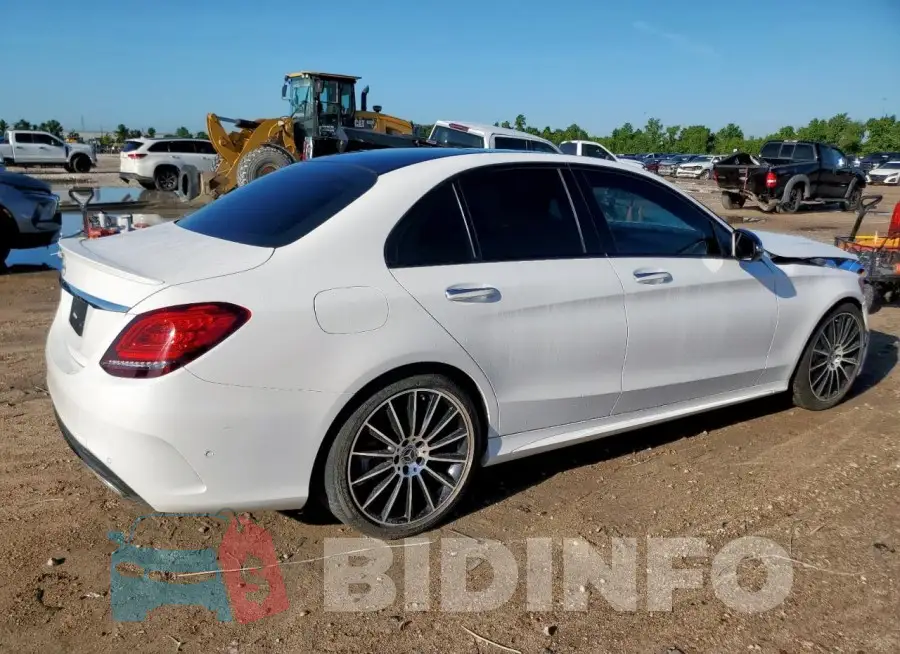 55SWF8DB8LU334042 Photo# 3