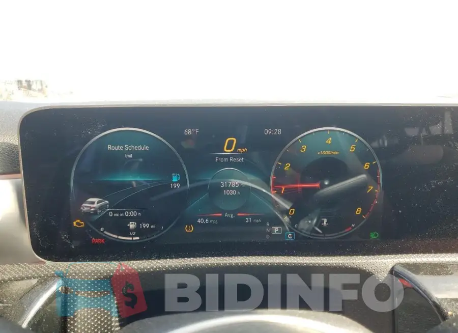 WDD3G4EB8KW018875 Photo# 9