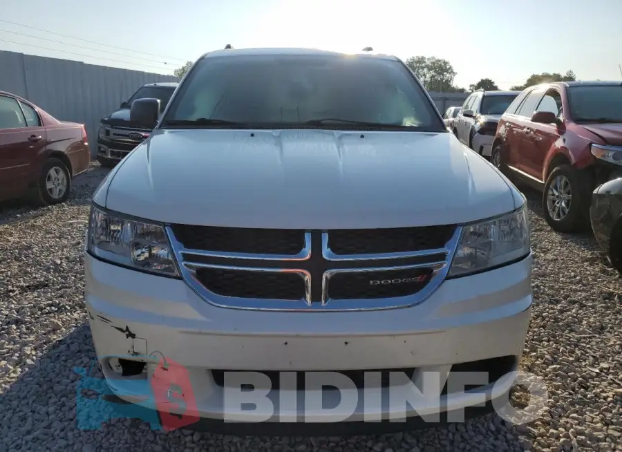 3C4PDCAB7HT558365 Photo# 5