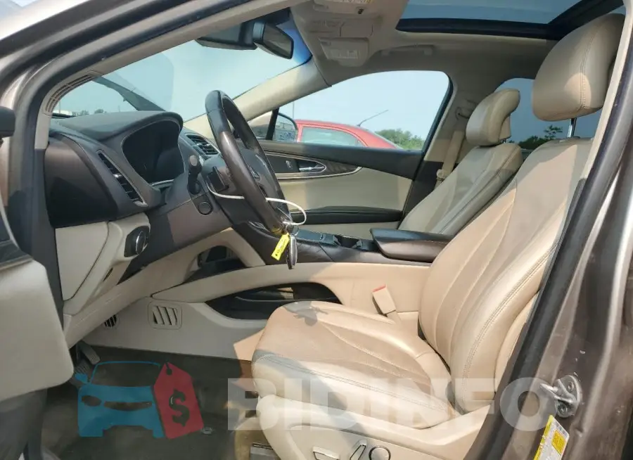 2LMPJ8LR7JBL45725 Photo# 7
