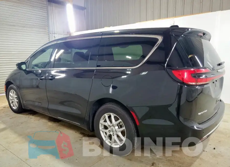 2C4RC1BG4SR526817 Photo# 2