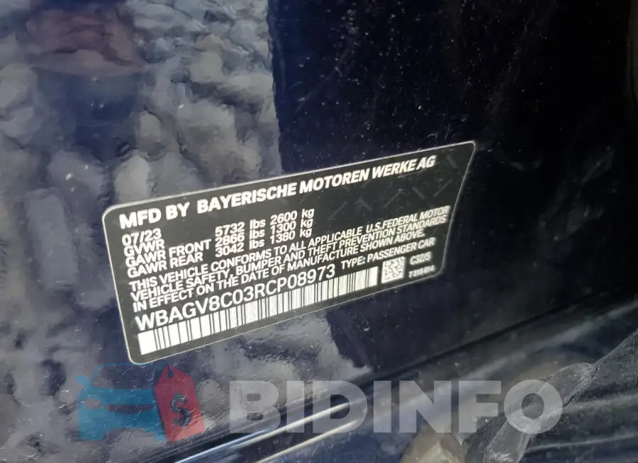 WBAGV8C03RCP08973 Photo# 12
