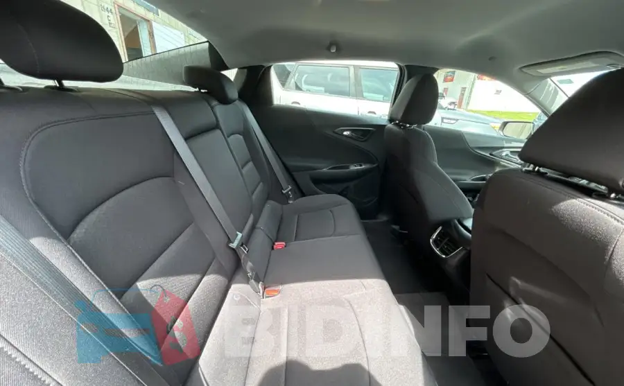 1G1ZD5ST1NF111816 Photo# 6