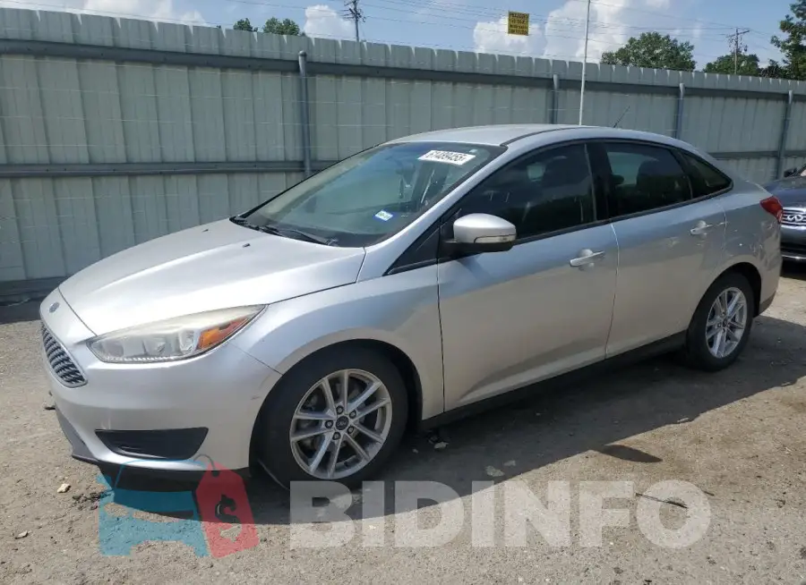 1FADP3F20HL300273 Photo# 1