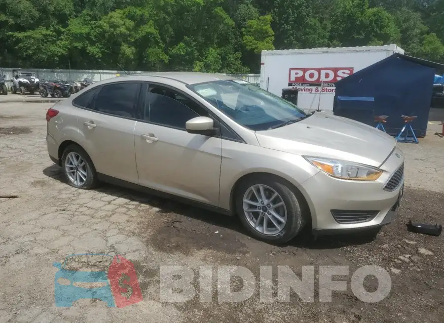 1FADP3F28JL292624 Photo# 4