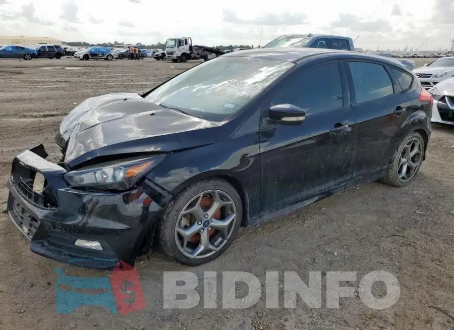 1FADP3L90JL235822 Photo# 1