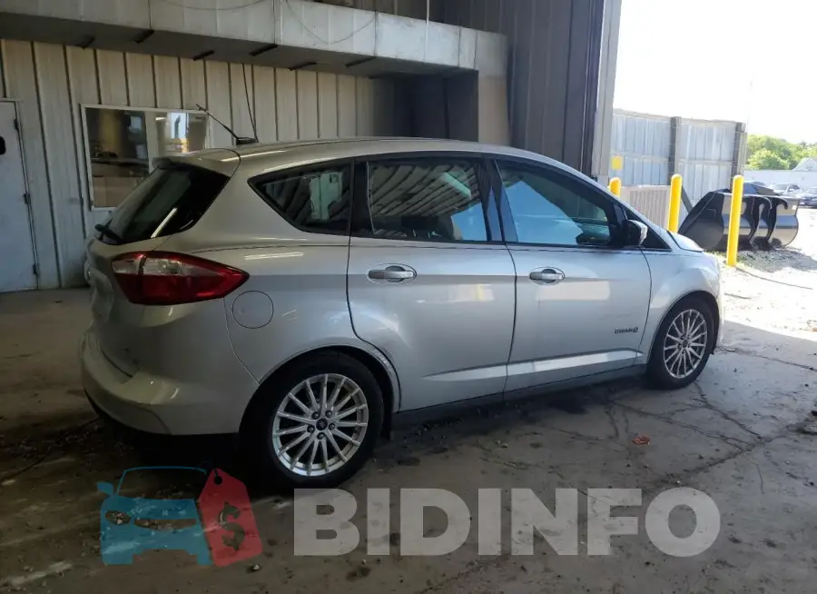 1FADP5AU1GL120223 Photo# 3