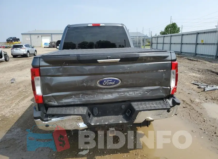 1FT7W2BT3JEB27460 Photo# 6