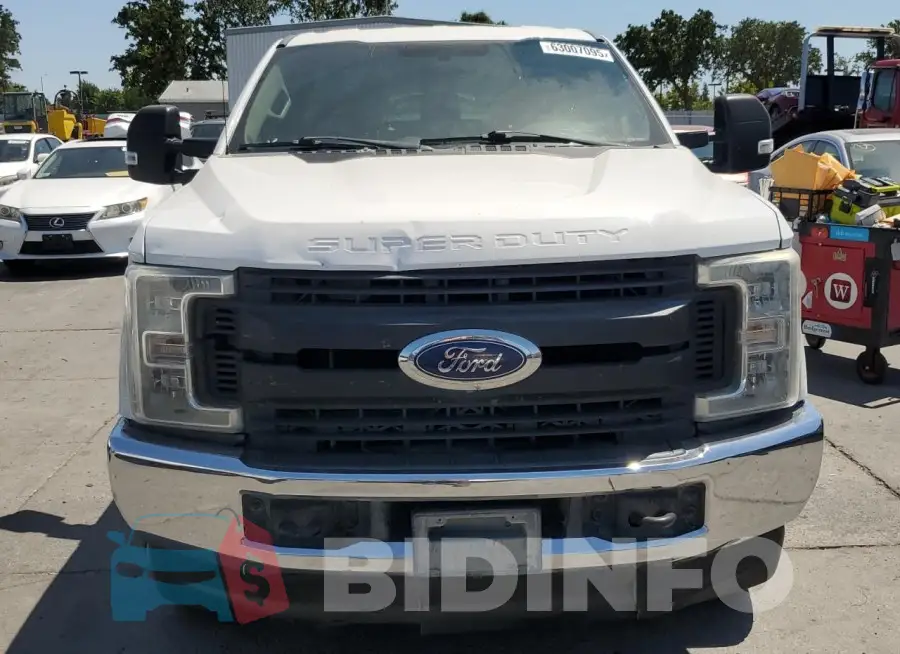 1FTBF2A61KED12145 Photo# 5