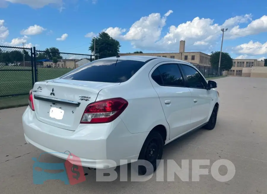 ML32F3FJ8KHF15069 Photo# 4