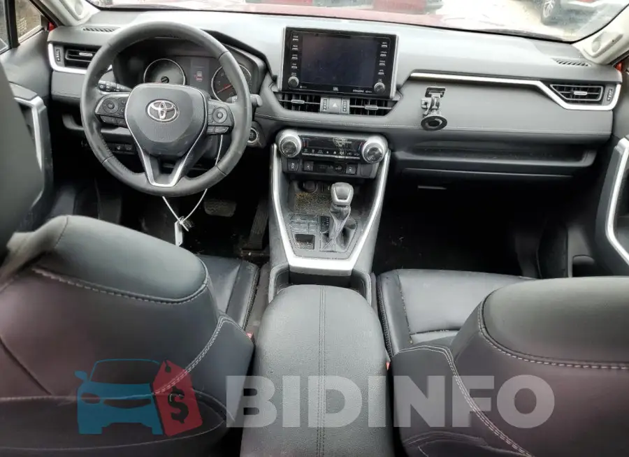 2T3A1RFV4KC013956 Photo# 8